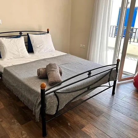 Santa's Luxury Tinos